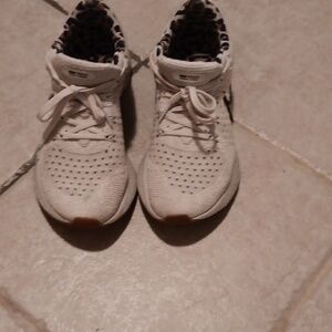 Super cute leopard print nike react  running shoe